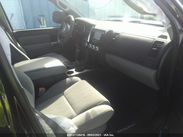 2019 Toyota Sequoia, VIN: 5TDBY5G14KS172061