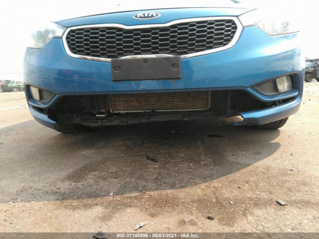 KNAFX5A84F5356483 KIA Forte 5-door Ex