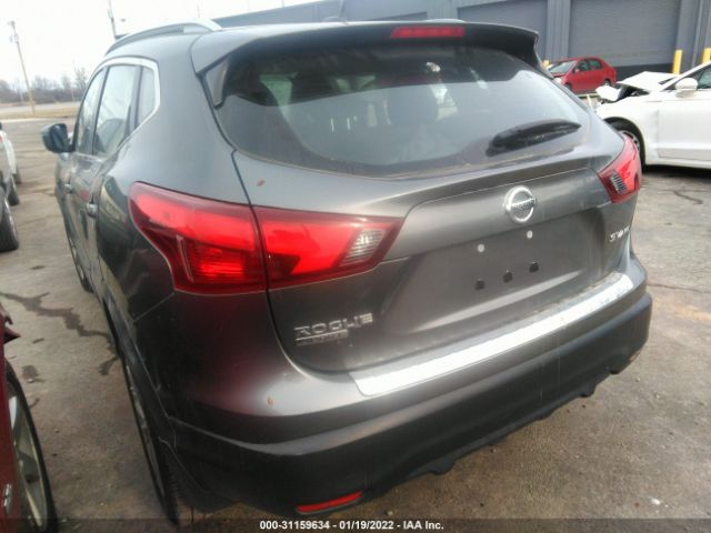 JN1BJ1CR2HW140326 Nissan Rogue Sport Sv