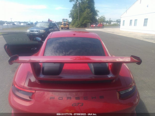 2018 Porsche 911, VIN: WP0AC2A93JS174266
