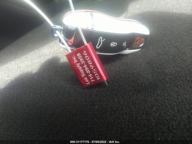 2018 Porsche 911, VIN: WP0AC2A93JS174266