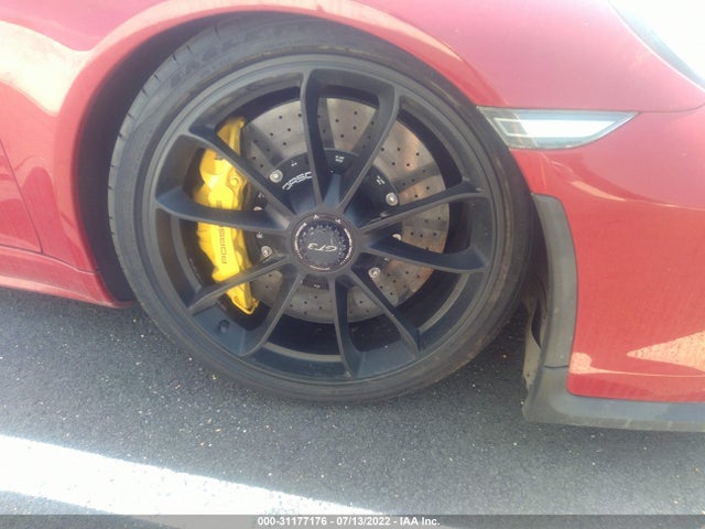 2018 Porsche 911, VIN: WP0AC2A93JS174266