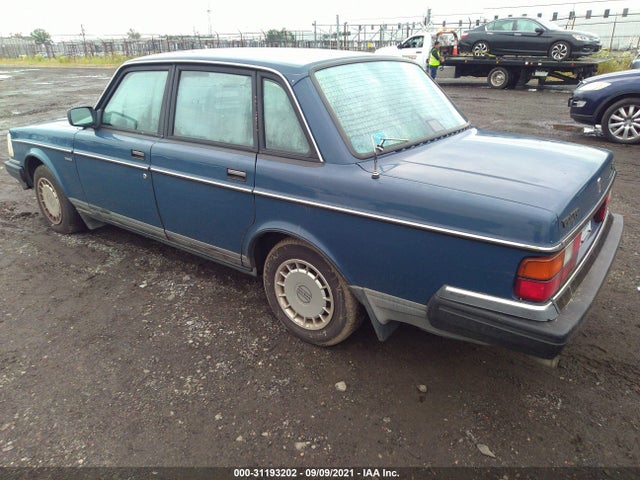 YV1AA884XM1450403 Volvo 240