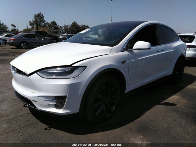 Tesla Model X 70d/90d/75d/60d/p100d 2016 5YJXCBE26GF002777 Image 2