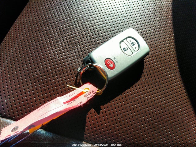 Toyota 4RUNNER SR5 2019 JTEBU5JR9K5720163 Image 3
