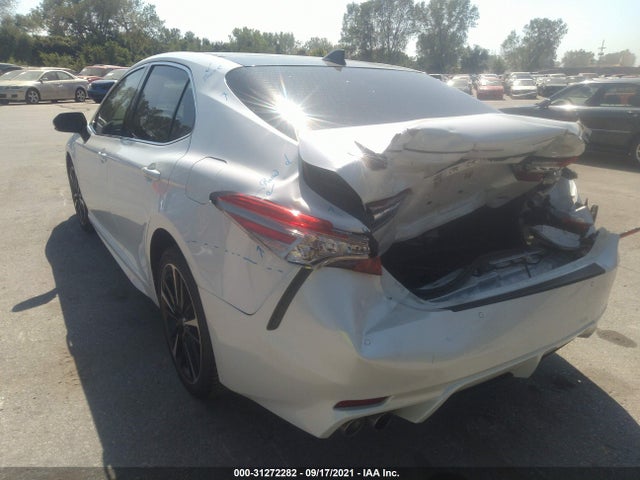 Toyota Camry V6 2018 4T1BZ1HK3JU009663 Image 4