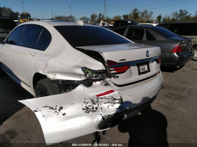 2017 BMW 7 SERIES WBA7F2C55HG421387 Photo 5