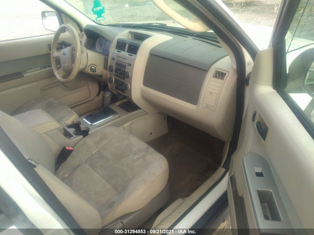 2011 FORD ESCAPE XLT VIN: 1FMCU9D74BKB35871