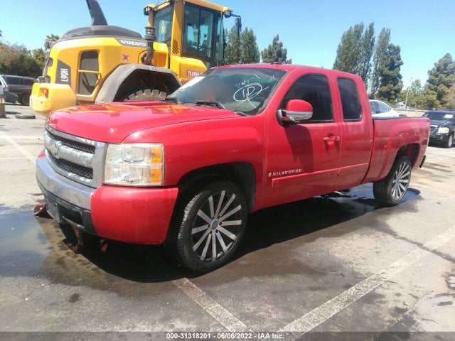 2008 CHEVROLET SILVERADO 1500 LT W/1LT VIN: 2GCEC19J881138545