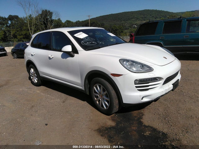 2014 Porsche Cayenne, VIN: WP1AA2A22ELA96926
