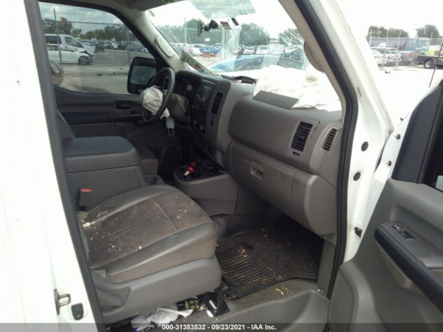1N6BF0KY3JN811349 Nissan Nv Cargo Nv2500 Hd Sv V6