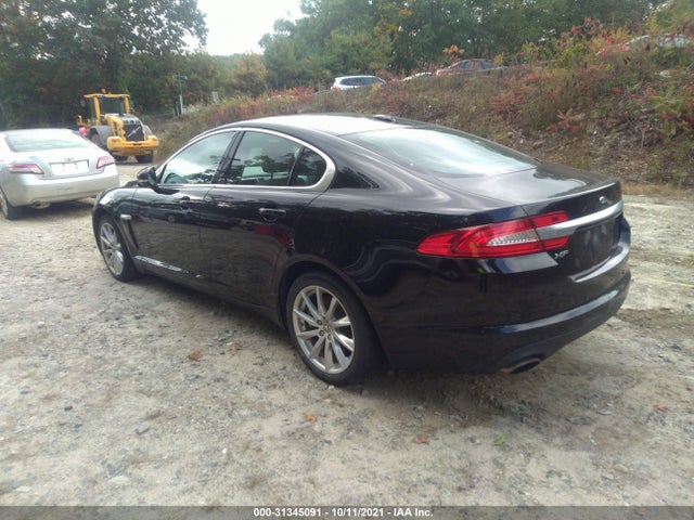 2012 JAGUAR XF SAJWA0FB3CLS41331 Photo 2