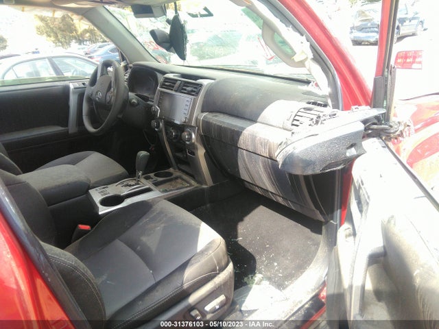 Toyota 4RUNNER SR5 2020 JTEZU5JRXL5219217 Image 5