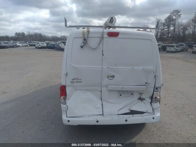2017 Nissan NV 200, VIN: 3N6CM0KN8HK719637