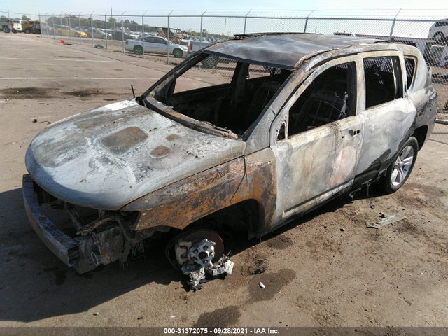 1C4NJDEB3GD759202 Jeep Compass Latitude