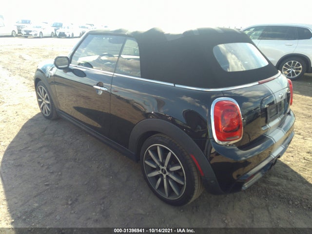 2017 Mini Roadster, VIN: WMWWG9C37H3C80865