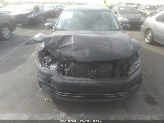 1VWDT7A37HC080446 Volkswagen Passat R-line W/comfort Pkg