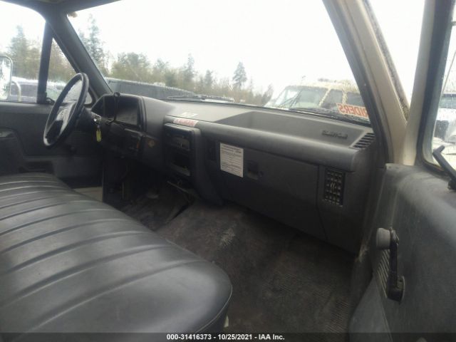 1989 FORD F 2FDLF47G0KCB47528 Photo 4