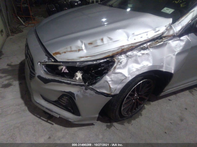 2019 Hyundai Sonata, VIN: KMHE24L34KA090906