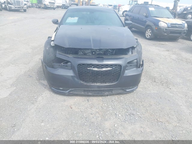Chrysler 300 300s 2018 2C3CCABGXJH234376 Image 12