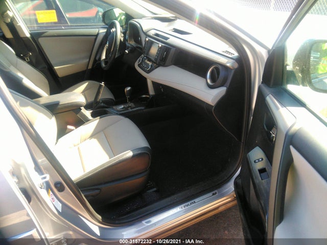 2017 TOYOTA RAV4 VIN: 2T3DFREV7HW563885
