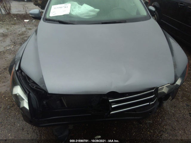 1VWBT7A30FC037572 Volkswagen Passat 1.8t Se