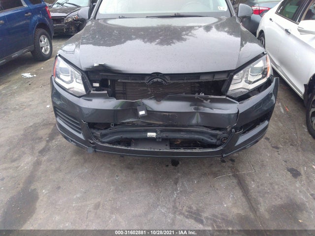 2014 Volkswagen Touareg, VIN: WVGEF9BP5ED004284