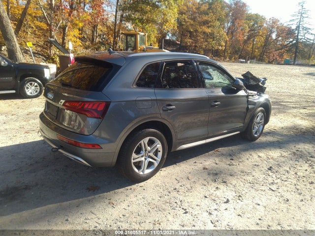 WA1ANAFY7J2177461 Audi Q5 2.0t Tech Premium/2.0t Premium