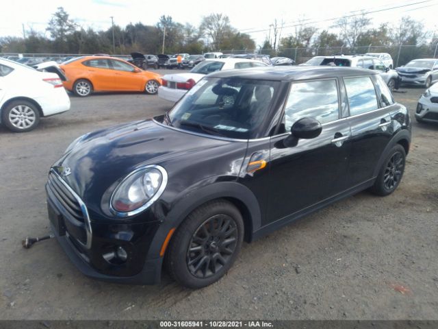 WMWXU1C57H2E18183 Mini Hardtop 4 Door Cooper