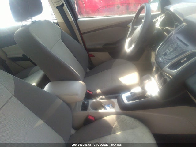 Ford FOCUS SE 2014 1FADP3F21EL213638 Image 6