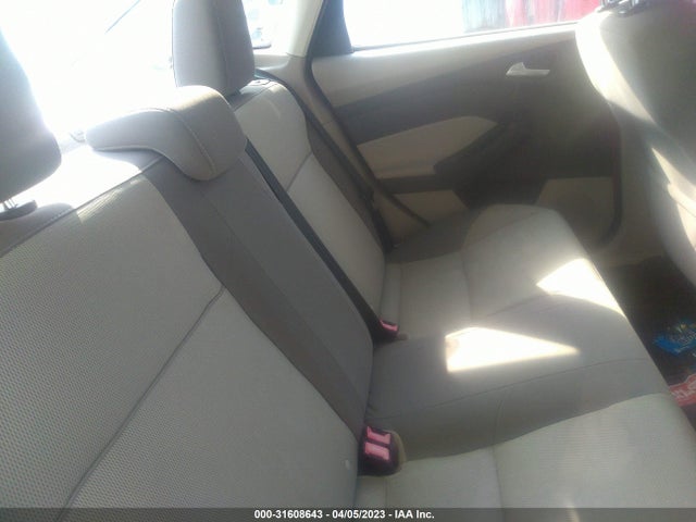 Ford FOCUS SE 2014 1FADP3F21EL213638 Image 9