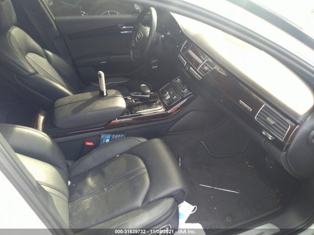 2017 Audi A8, VIN: WAU44AFD3HN009065