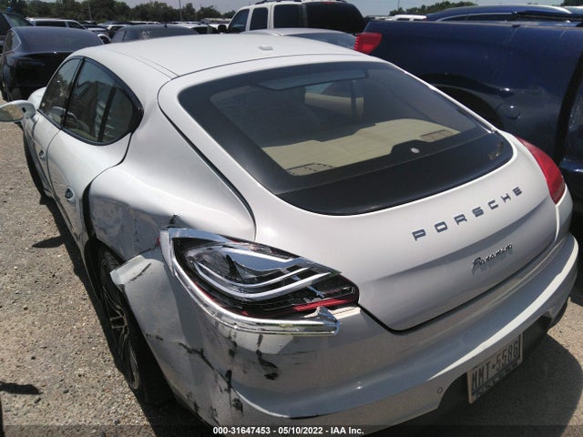 2016 Porsche Panamera, VIN: WP0AA2A72GL007159