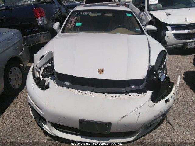 2016 Porsche Panamera, VIN: WP0AA2A72GL007159
