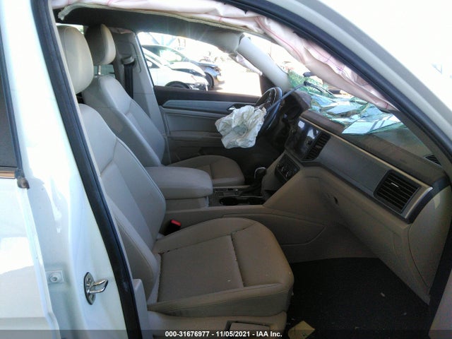 2020 Volkswagen Atlas, VIN: 1V2DP2CA6LC501621