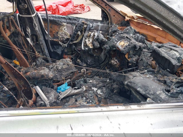 Toyota RAV4 LE 2018 2T3ZFREV2JW426607 Image 5