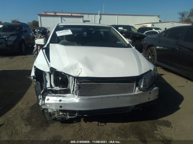 19XFB2F58FE702036 Honda Civic Lx