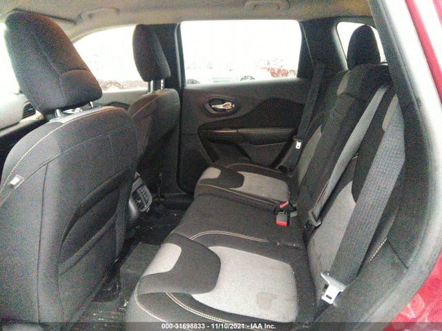 1C4PJLCS0EW117138 Jeep Cherokee Latitude