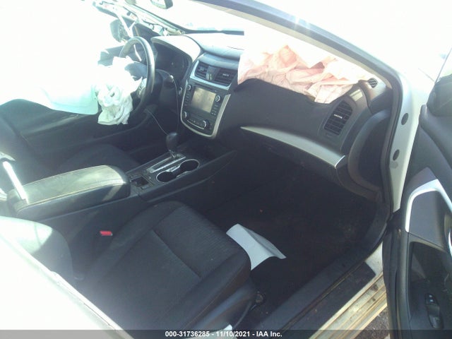 2017 NISSAN ALTIMA VIN: 1N4AL3APXHC122423