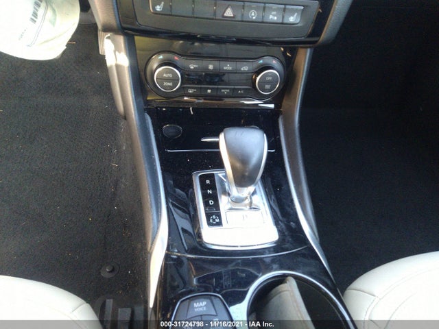 2018 Infiniti QX30, VIN: SJKCH5CR0JA055716