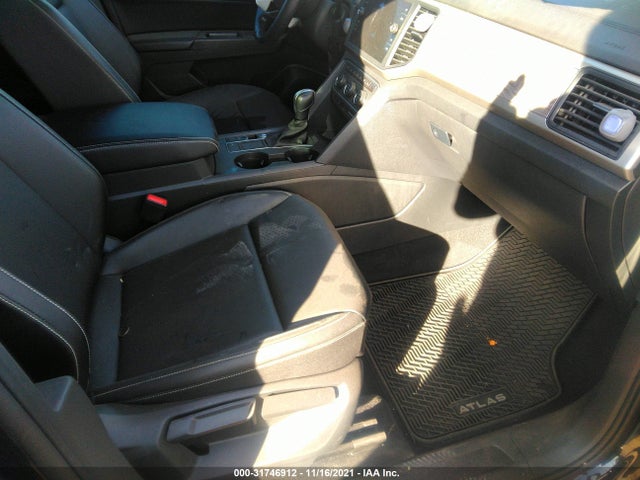 2020 Volkswagen Atlas, VIN: 1V2YC2CA5LC205731