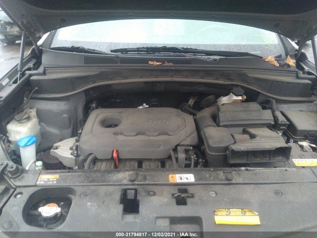 2017 Hyundai Santa Fe, VIN: 5XYZUDLB0HG411131