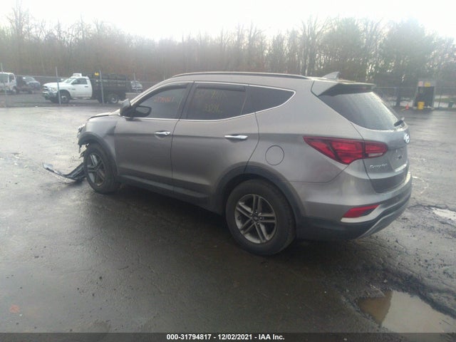 2017 Hyundai Santa Fe, VIN: 5XYZUDLB0HG411131