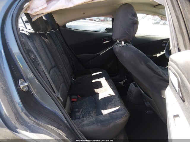 3MYDLBYV6HY195030 Toyota YARIS IA
