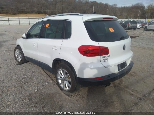 WVGRV7AX9HK003682 Volkswagen Tiguan Wolfsburg Edition