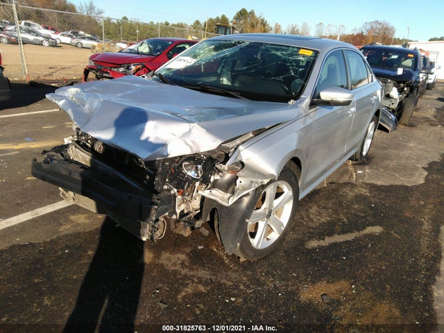 1VWBH7A32DC148381 Volkswagen Passat Se W/sunroof