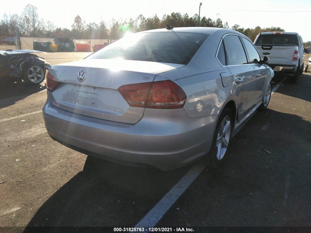 1VWBH7A32DC148381 Volkswagen Passat Se W/sunroof