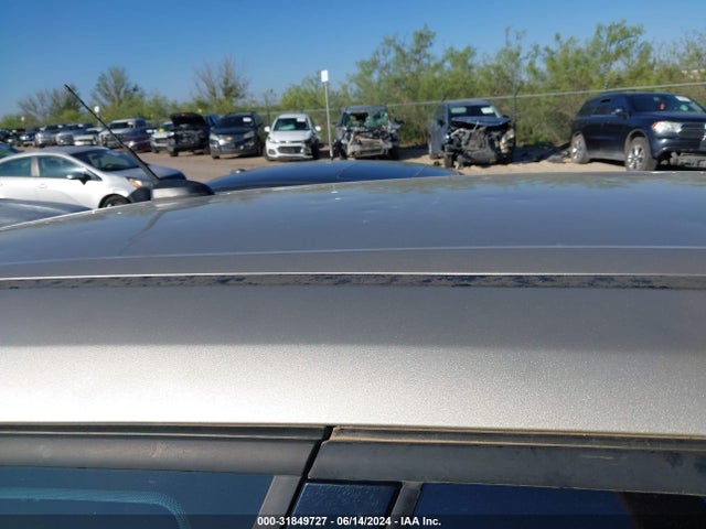 1FMCU0F76HUD10319 Ford ESCAPE S