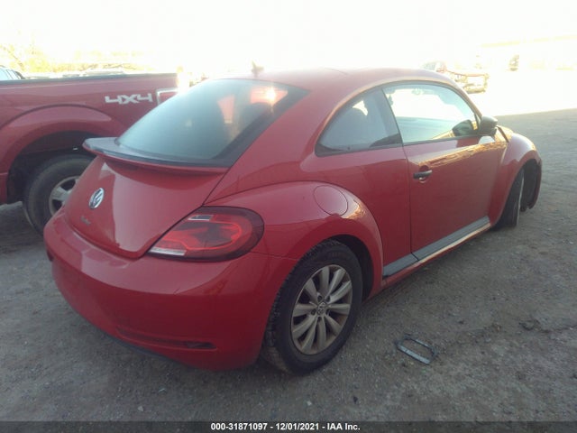 2018 Volkswagen Beetle, VIN: 3VWFD7ATXJM710258