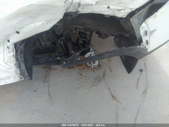 2T3C1RFV1MW116813 Toyota Rav4 Xle Premium